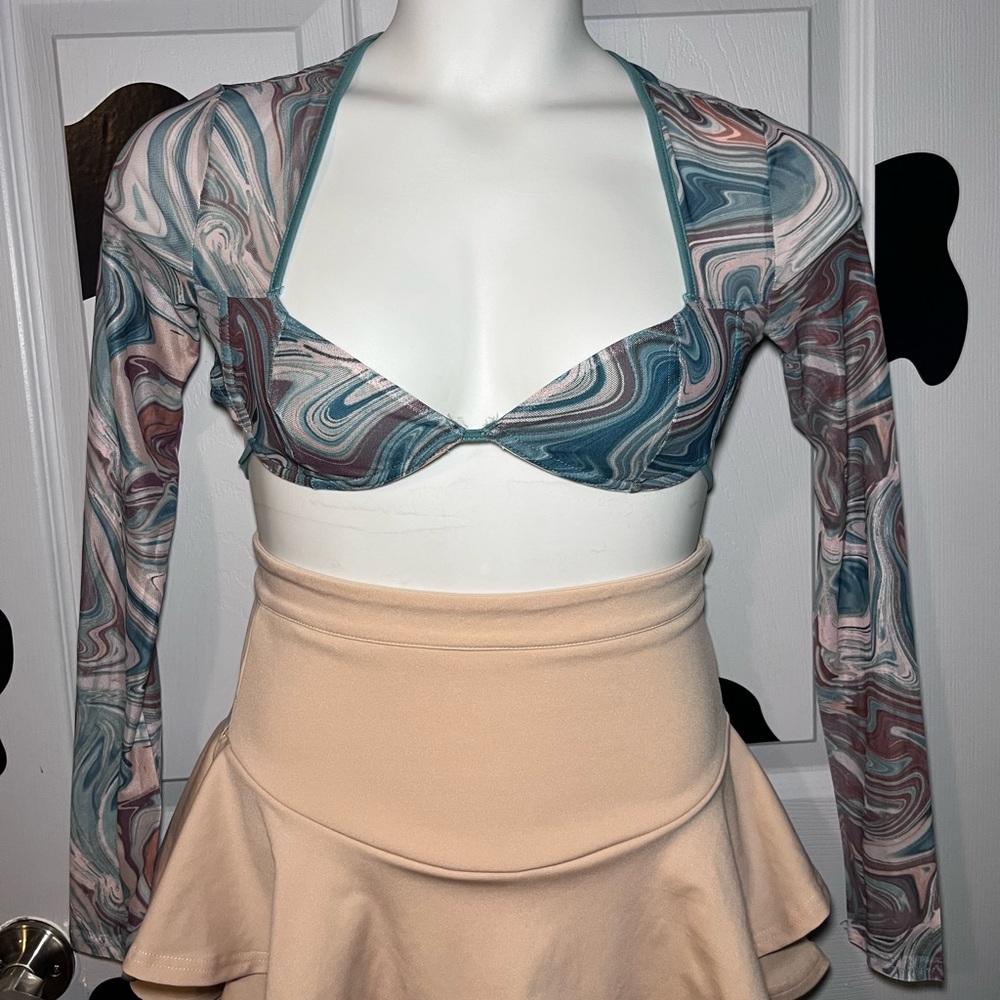 Top - Picture 3 of 5